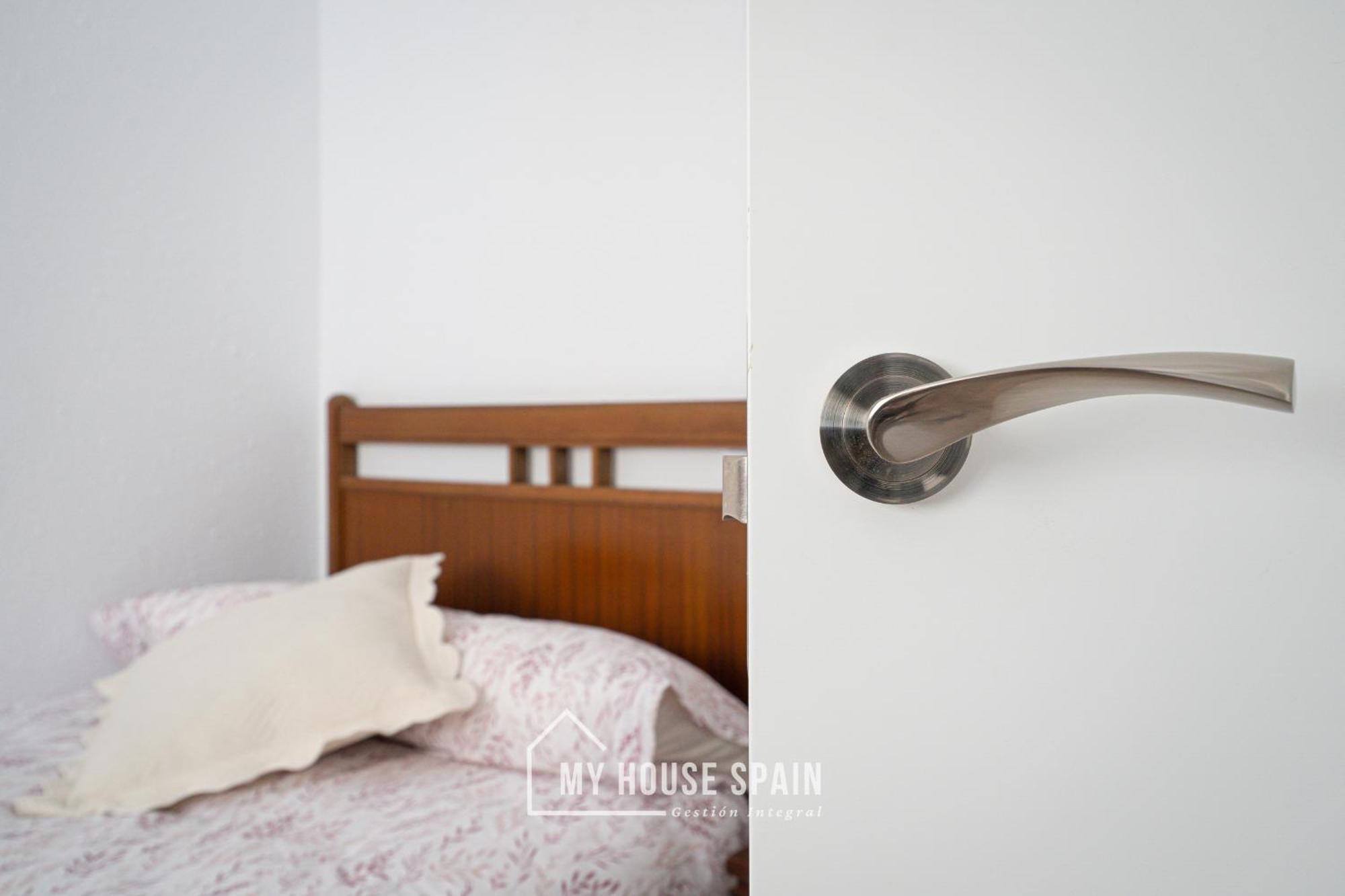 Myhousespain - Piso 3 Habitaciones Cerca Playa San Lorenzo ヒホン エクステリア 写真