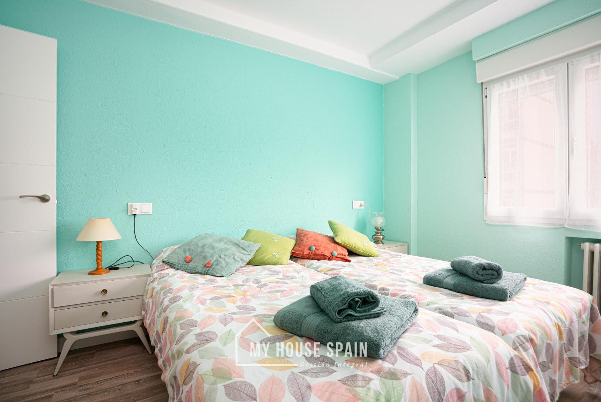 Myhousespain - Piso 3 Habitaciones Cerca Playa San Lorenzo ヒホン エクステリア 写真