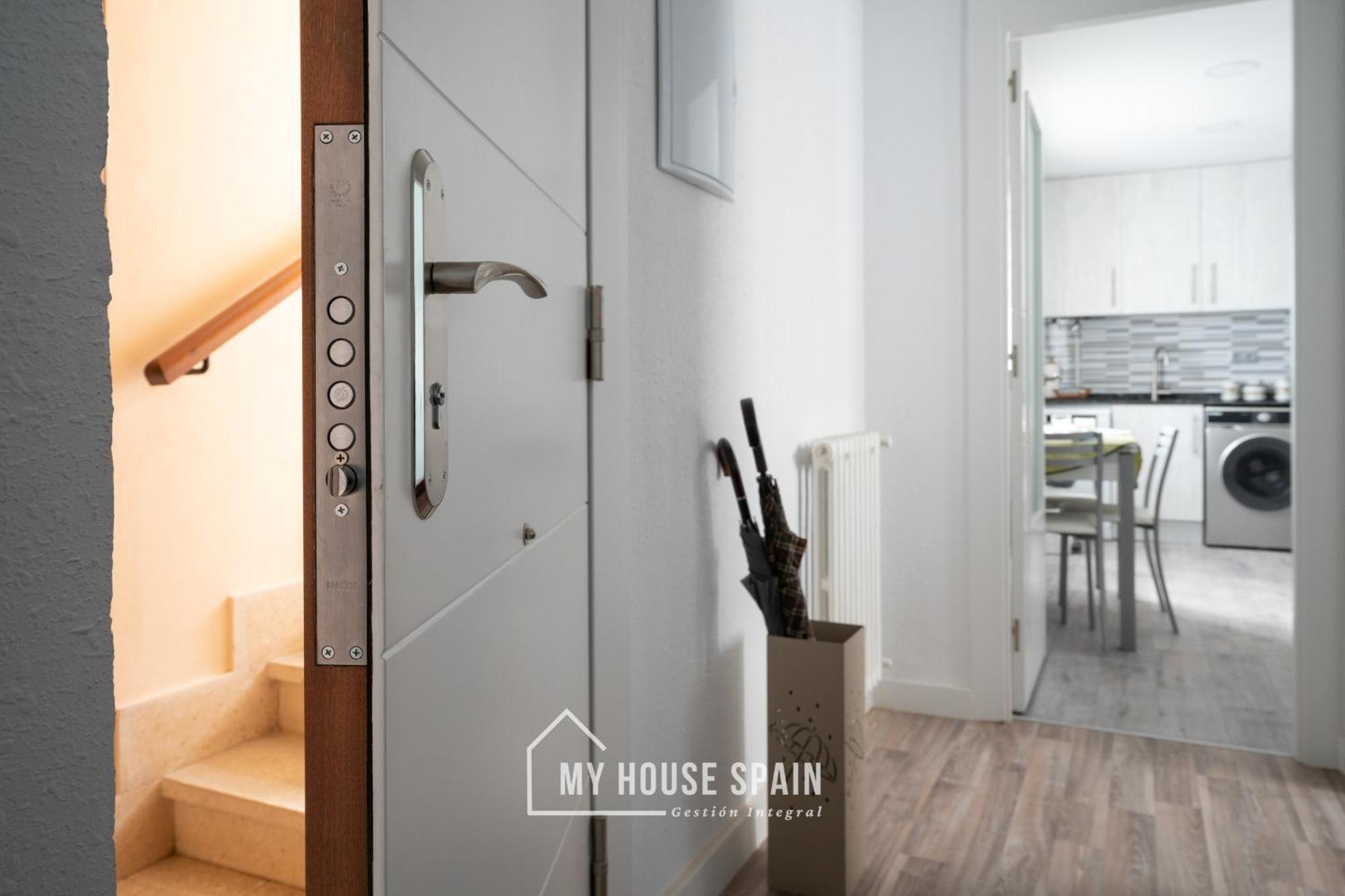 Myhousespain - Piso 3 Habitaciones Cerca Playa San Lorenzo ヒホン エクステリア 写真