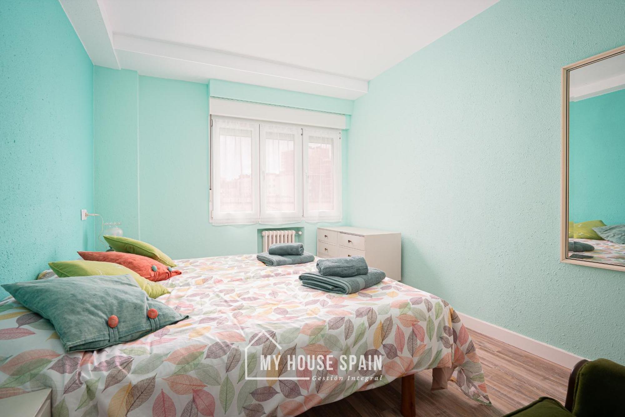 Myhousespain - Piso 3 Habitaciones Cerca Playa San Lorenzo ヒホン エクステリア 写真
